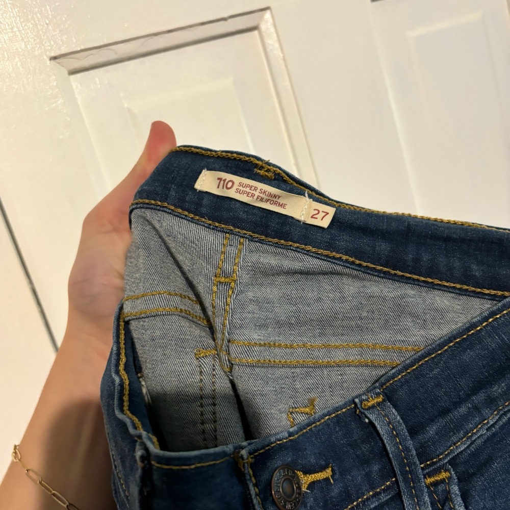 Levi’s 710 Super Skinny Jeans - Dark Wash. Size W27 L30 - Picture 3 of 3
